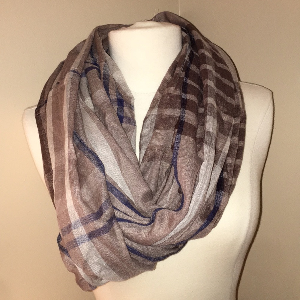 Plaid scarf